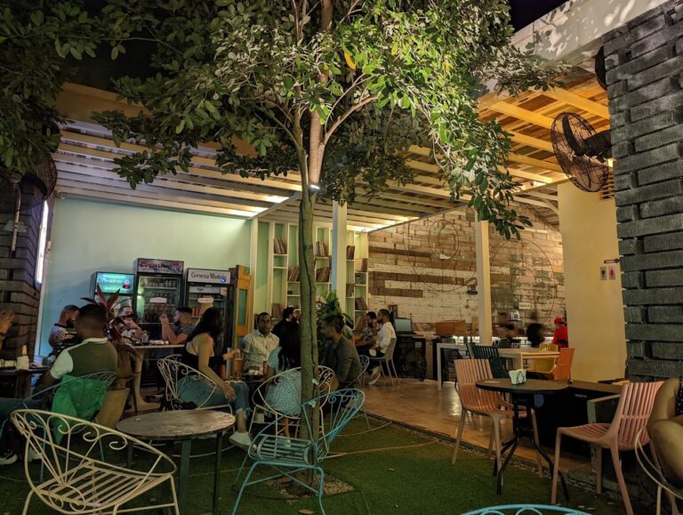 Buranobarsantiago1 768x579