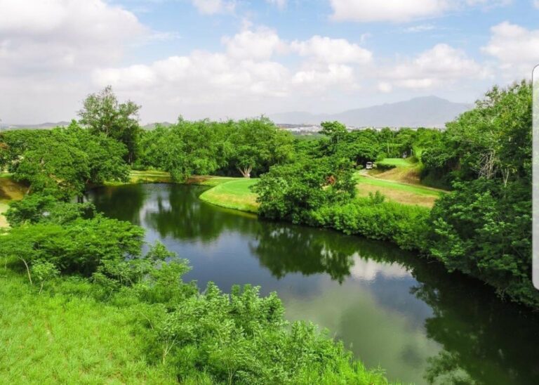 Campo de Golf  Las Aromas Santiago 768x548