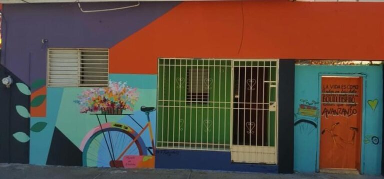 La vida es como una bicicleta Santiago 768x359