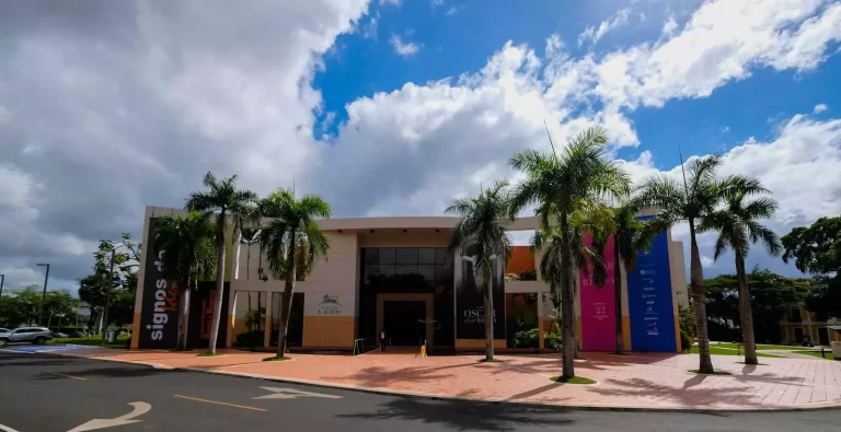 centro leon museum entrance anton lau hero 768x395